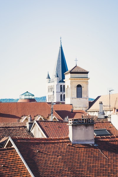 White and brown concrete church
